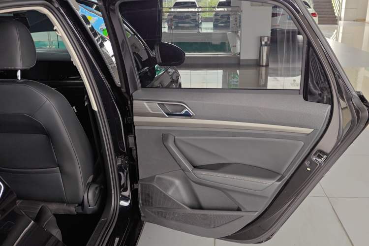 Used Volkswagen Lavida 2022 280TSI DSG Comfort Edition
