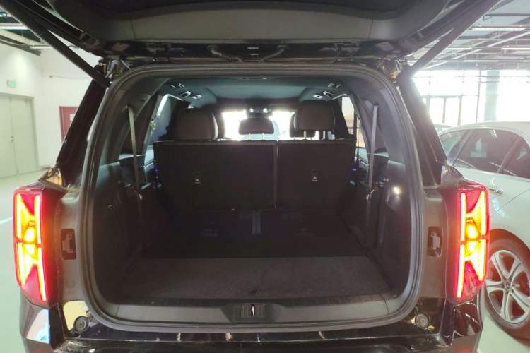 Used GAC Trumpchi GS8 2024 Linghang Series 2.0 TGDI Two-Wheel Drive Luxury Smart Connectivity Version