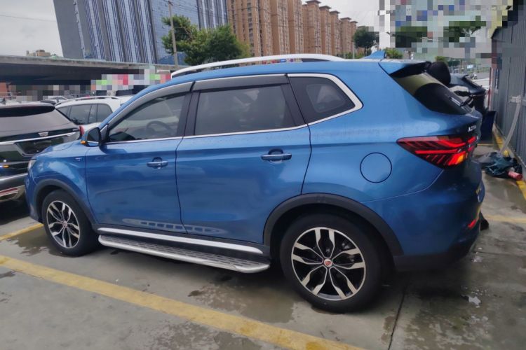 Used Roewe RX5 2016 20T Two-Wheel Drive Automatic Internet Smart Edition
