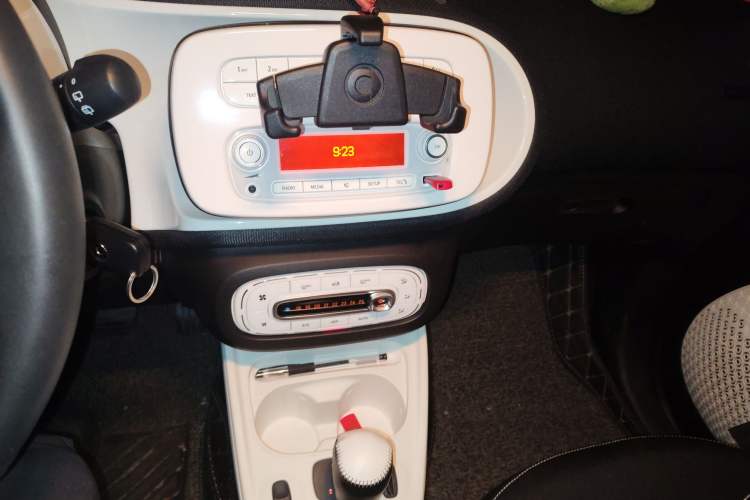 Used smart forfour 2018 1.0L 52kW Passion Edition
