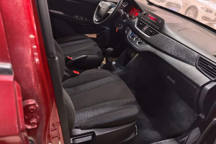Used Baojun 310 2020 1.2L Manual Comfort Edition