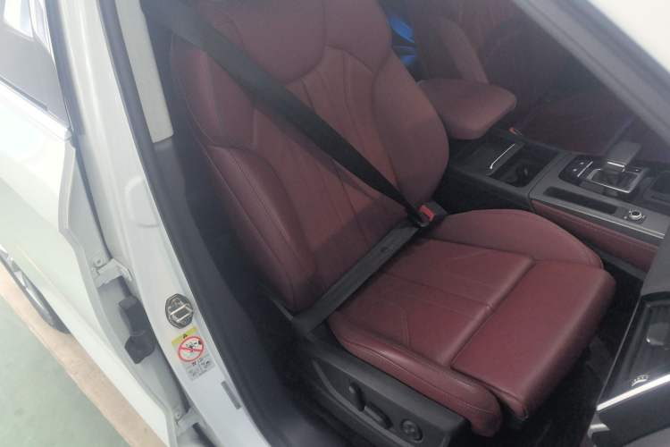 Used Audi Q5L 2022 Updated 40T Luxury Dynamic Edition
