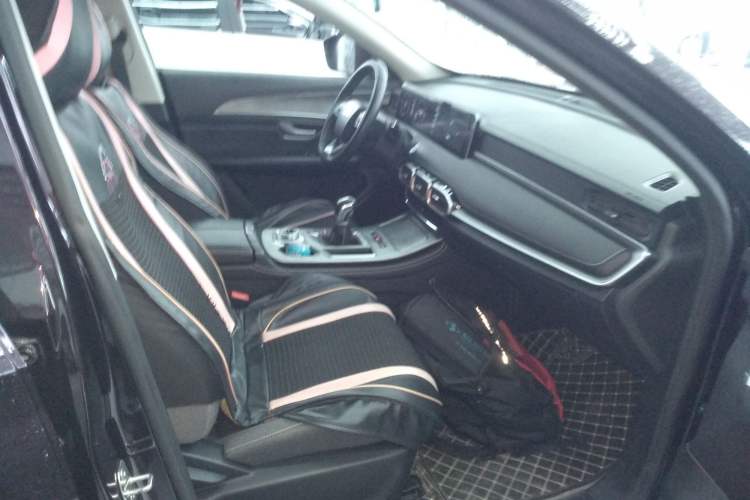 Used JETOUR X70 PLUS 2021 1.5T Manual Wind 7-Seater
