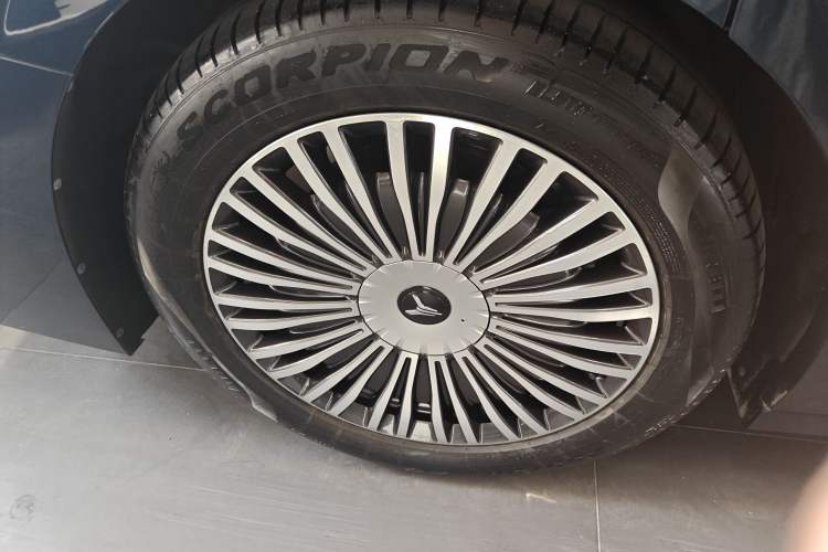 Used VOYAH Dream 2025 PHEV Four-Wheel-Drive Flagship Version – Qiankun Edition
