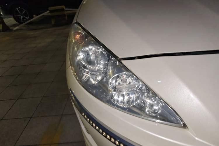 Used Peugeot 408 2013 2.0L Automatic Comfort Edition
