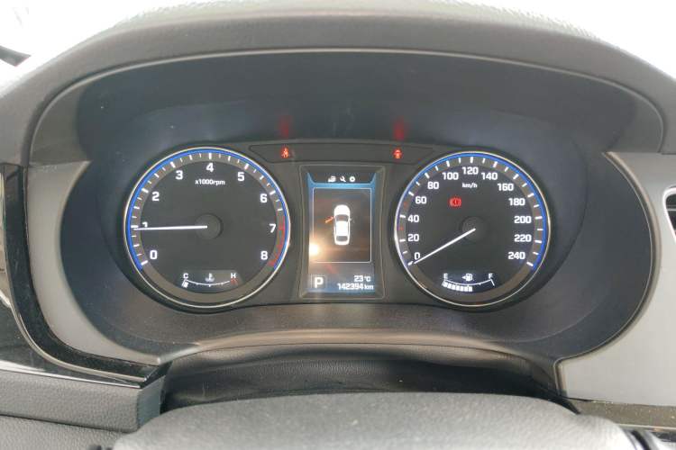 Used Hyundai Mistra 2014 1.8L Automatic Deluxe DLX Model
