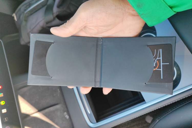 Used Tesla Model Y 2023 Long-Range All-Wheel-Drive Version
