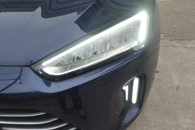 Used Hima AITO M5 2022 Range-Extended Rear-Drive Standard Version
