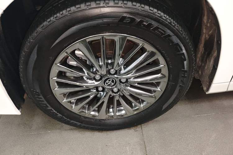 Used Toyota Alphard 2019 Dual-Engine 2.5L Prestige Edition
