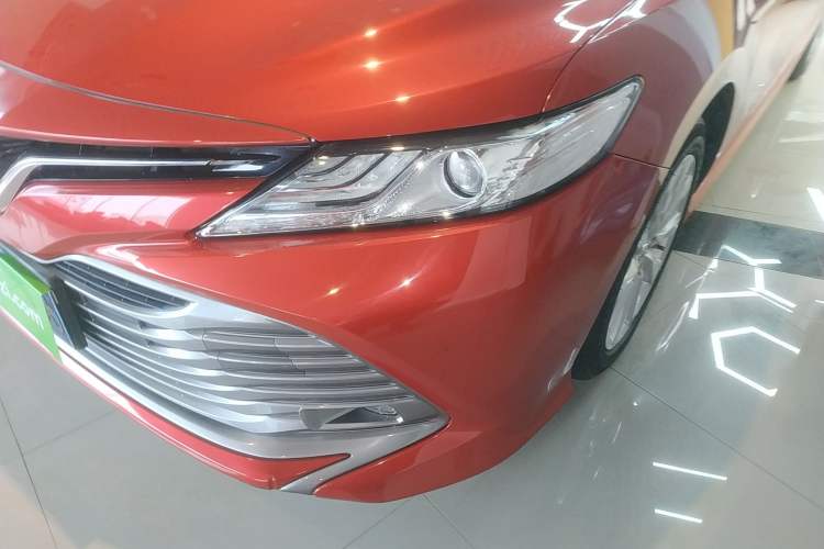 Used Toyota Camry 2018 2.0G Luxury Edition
