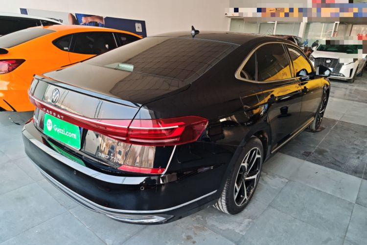 Used Volkswagen Passat 2024 330TSI Starry Elite Edition
