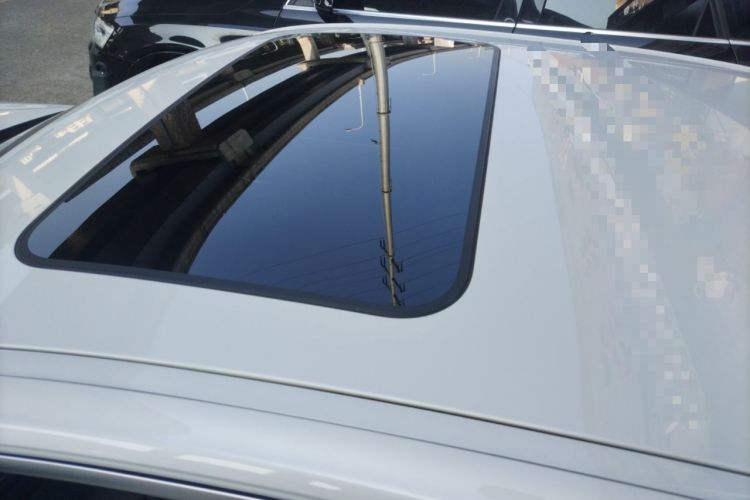 TDK.VehicleDetails.img