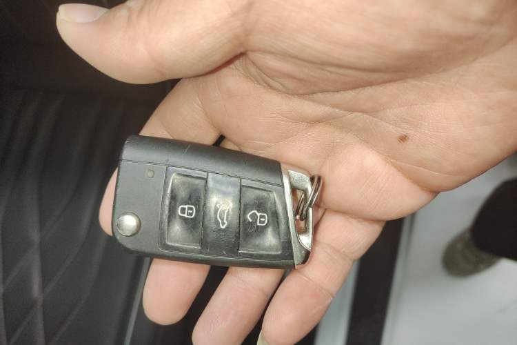 Used Volkswagen Tiguan L 2022 330TSI Automatic Two-Wheel Drive R-Line Enhanced Edition