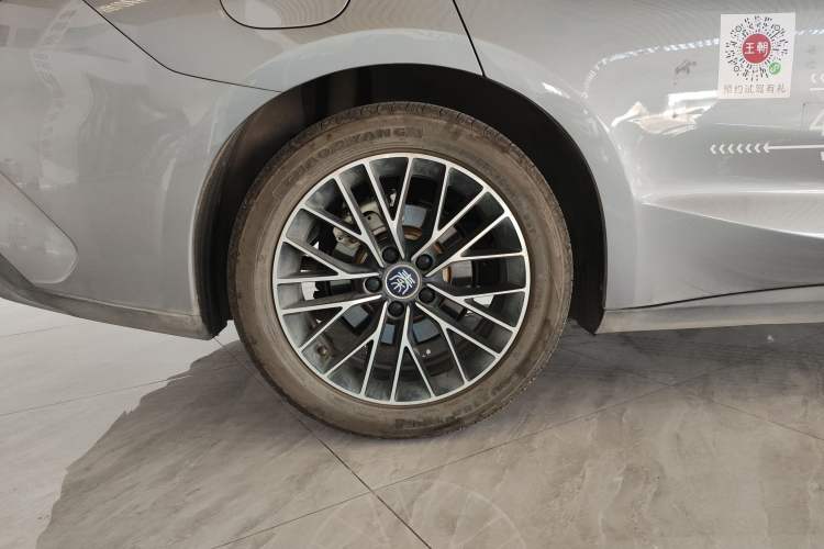 Used BYD Qin L 2024 DM-i 120KM Excellence Model
