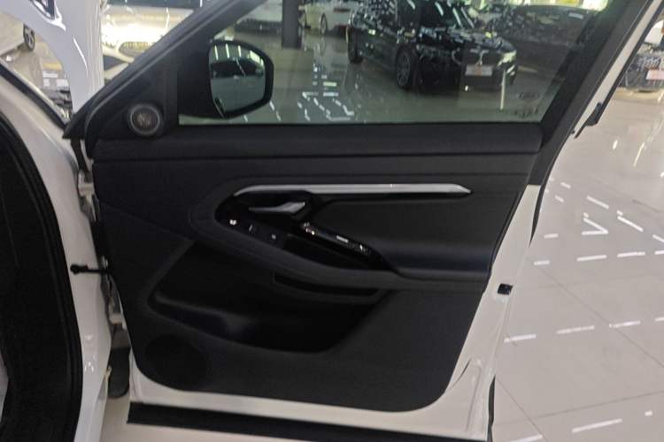 Used Land Rover Range Rover Evoque 2020 249 PS R-DYNAMIC S Sport Edition
