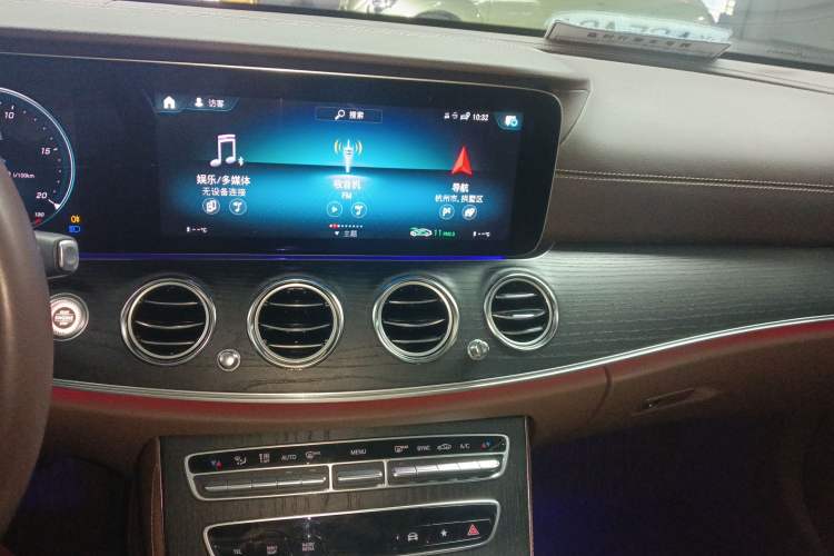 Used Mercedes-Benz E-Class 2023 Facelift E 260 L