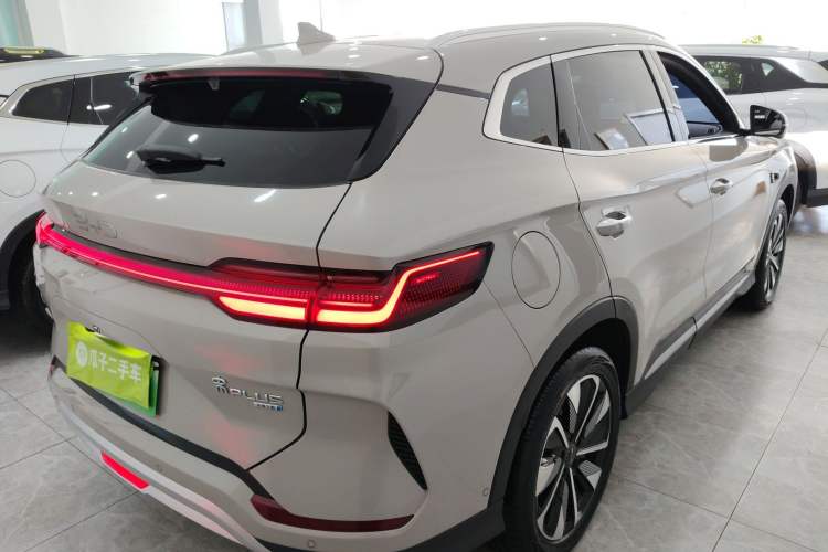 Used BYD Song PLUS New Energy 2025 EV Intelligent Driving Version 520km Premium Model
