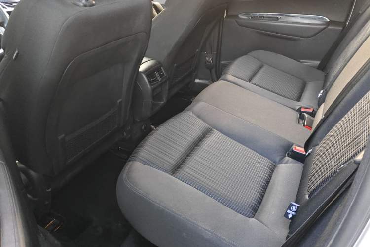 Used Peugeot 3008 2016 1.6THP Automatic Classic Edition
