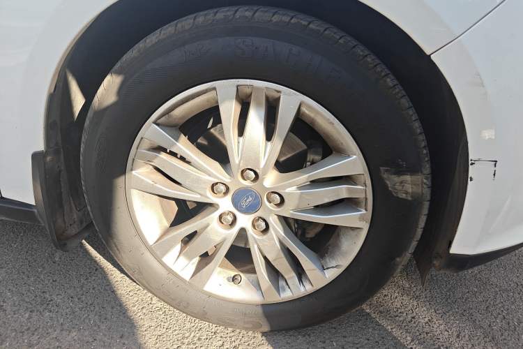 Used Ford Focus 2012 Sedan 1.6L Automatic Comfort Model