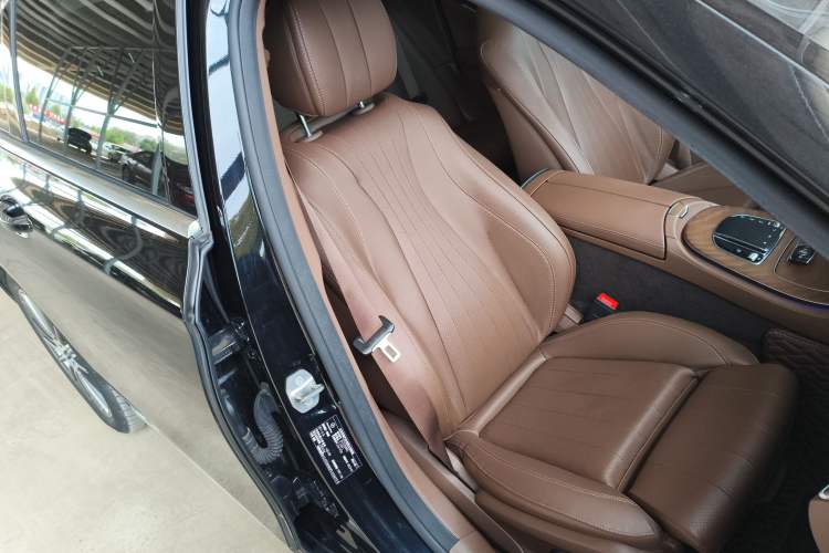 Used Mercedes-Benz E-Class 2023 E 260 L