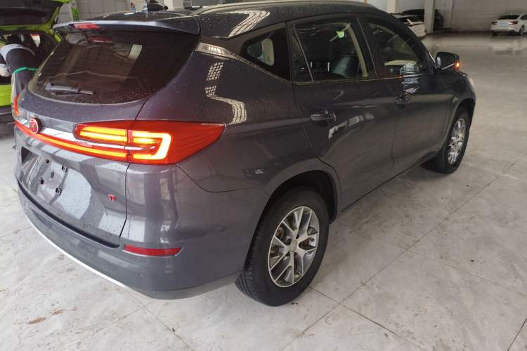 Used BYD Song 2019 1.5TI Manual Smart Connect Enjoyment Model
