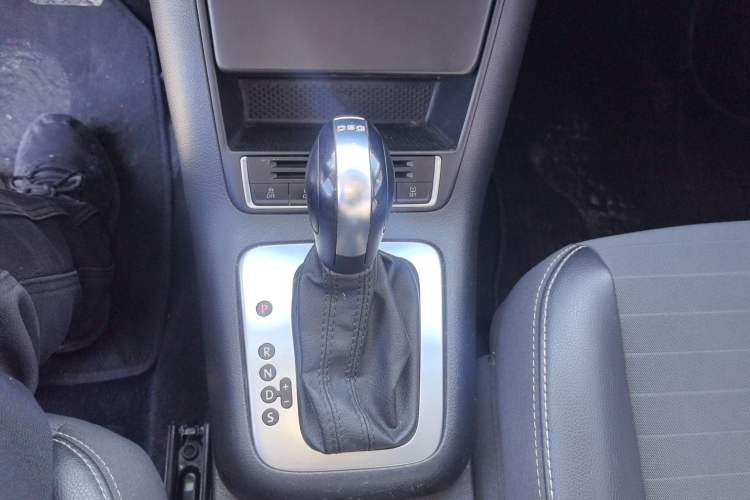 Used Volkswagen Tiguan 2016 280TSI Automatic Two-Wheel-Drive Silk Road Style Edition
