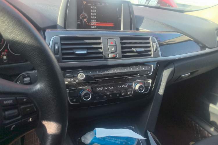 Used BMW 3 Series 2017 320Li Fashion Model