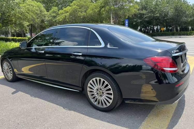 Used Mercedes-Benz E-Class 2020 Restyled E 300 L Sporty and Stylish Edition
