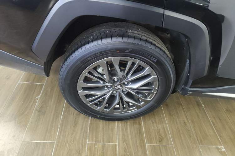 Used Toyota Wildlander 2023 Dual-Motor 2.5L E-CVT Four-Wheel Drive Prestige Edition
