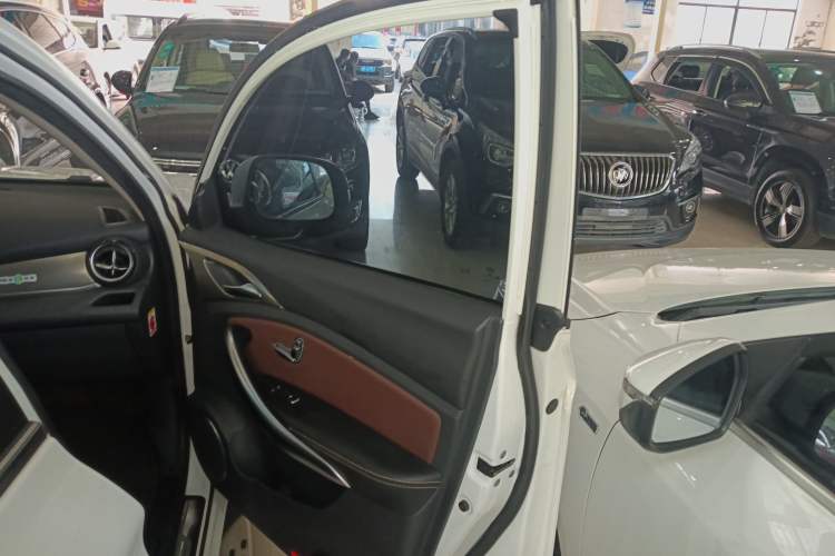 Used BYD Song New Energy 2017 Song DM 1.5TID All-Wheel Drive Prestige Model
