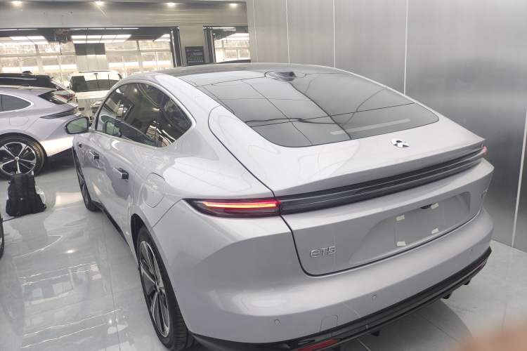 Used Nio ET5 2025 75 kWh