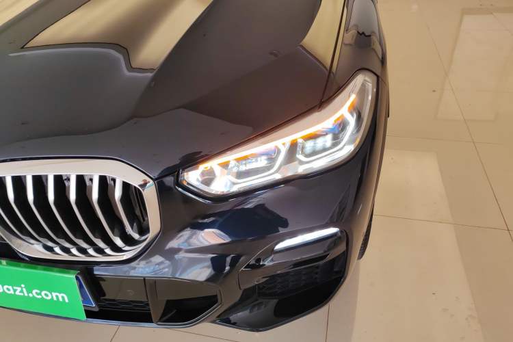 Used BMW X5 2020 xDrive40i Luxury Model with M Sport Package
