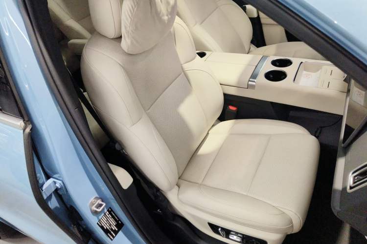 Used Li Auto L8 2024 Ultra Model
