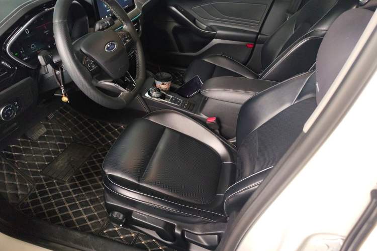 Used Ford Focus 2021 Sedan EcoBoost 180 Automatic Trendy Model