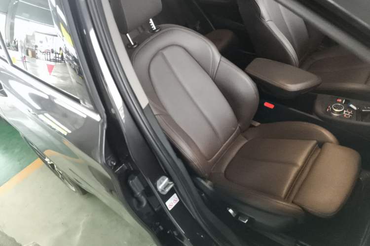 Used BMW X1 2022 sDrive25Li Leading Model
