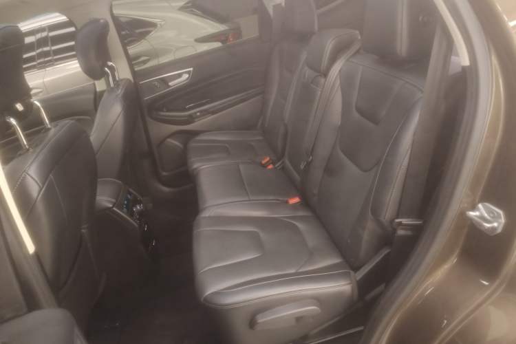 Used Ford Edge 2016 EcoBoost 245 Four-Wheel Drive Titanium 7-Seater
