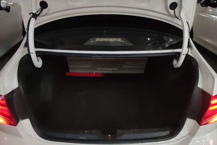 Used Volkswagen Jetta 2017 1.5L Automatic Fashion Model
