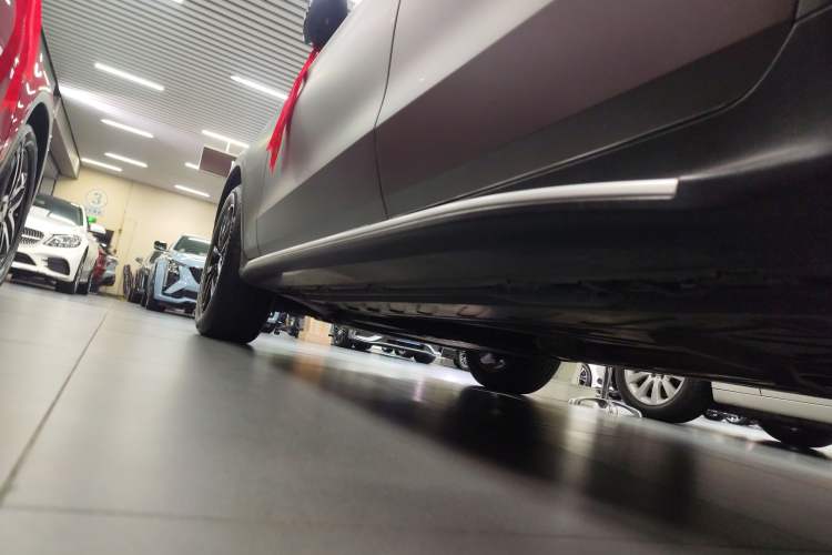 Used Mercedes-Benz GLC 2020 Facelift GLC 300 L 4MATIC Dynamic Edition
