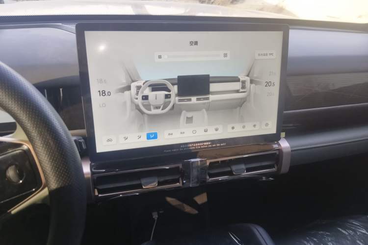 Used  03 2024 472km Four-Wheel Drive Long-Range Version
