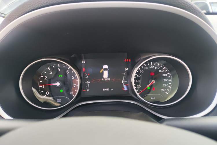 Used  Compass 2020 220T Automatic Elite Edition
