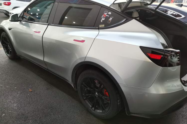 Used Tesla Model Y 2021 Revised Version 2 Long-Range All-Wheel-Drive Edition
