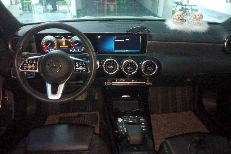 Used Mercedes-Benz A-Class 2020 Facelift A 180 L Sport Sedan Special Configuration