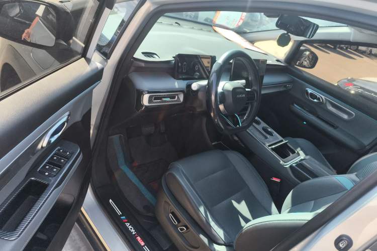 Used AION Y 2023 Younger Star Edition