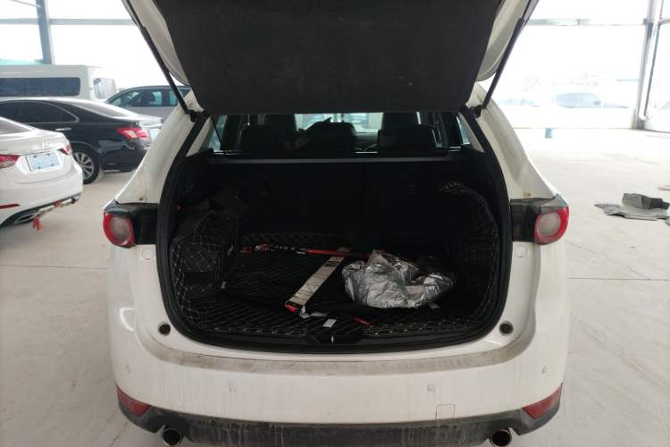 Used Mazda CX-5 2017 2.0L Automatic 2WD ZhiShang Trim China V Standard