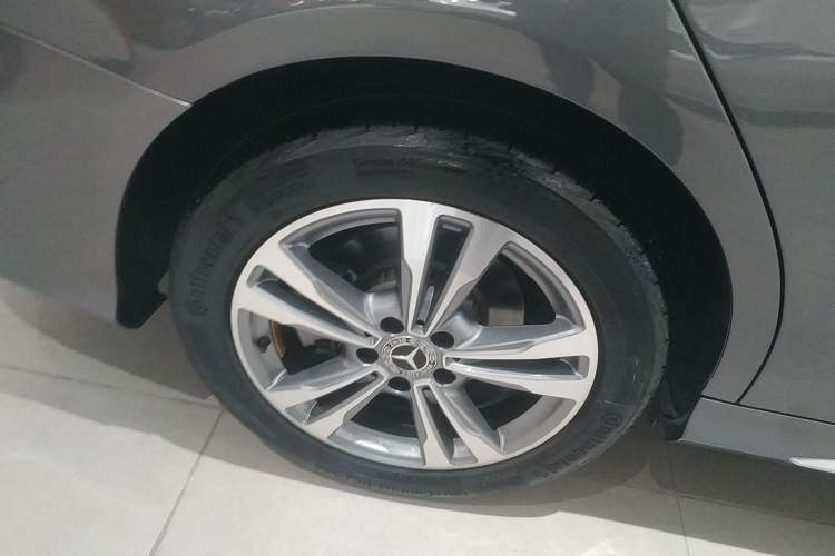 Used Mercedes-Benz C-Class 2017 Facelift C 200 L Sport Edition
