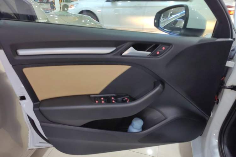 Used Audi A3 2014 Limousine 35 TFSI Automatic Advanced Model
