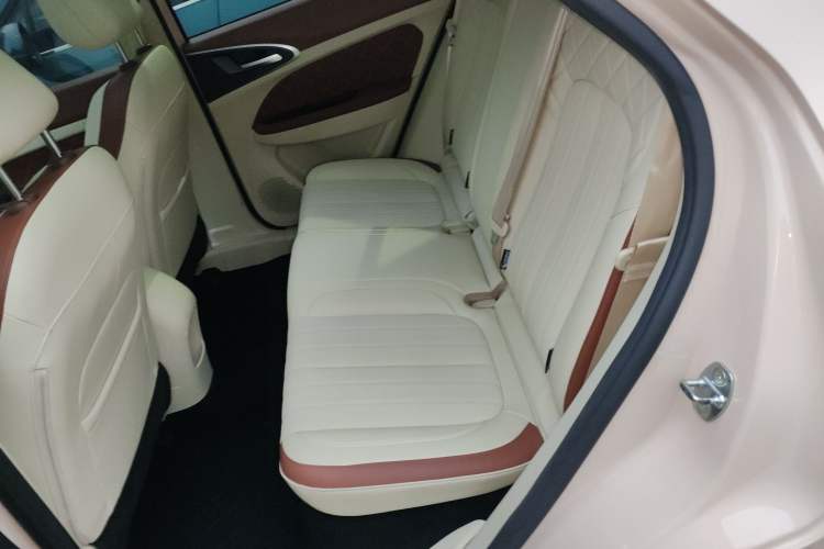 Used ORA Good Cat 2023 401 km Standard Range Prestige Version Lithium Iron Phosphate