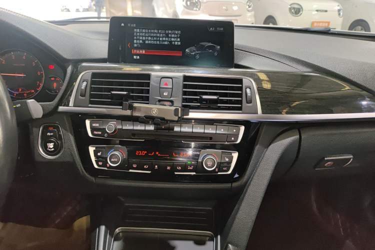 Used BMW 3 Series 2018 320Li Leading Luxury Package
