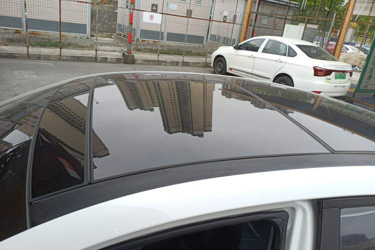 Used Hyundai Mistra 2014 1.8L Automatic Smart GLS
