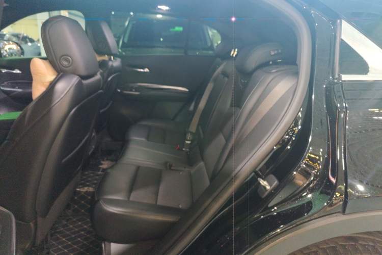 Used Cadillac XT4 2021 28T Two-Wheel Drive Tech Edition